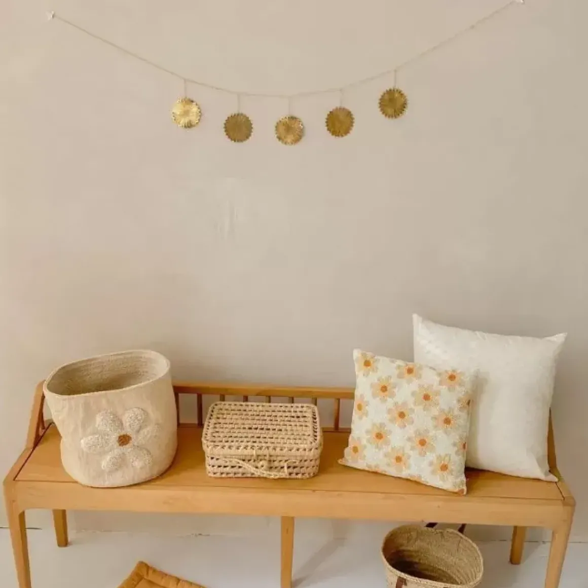 A La Slinger Daisy Goud