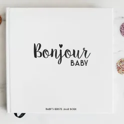 Baby'S Eerste Jaar Boek Bonjour To You