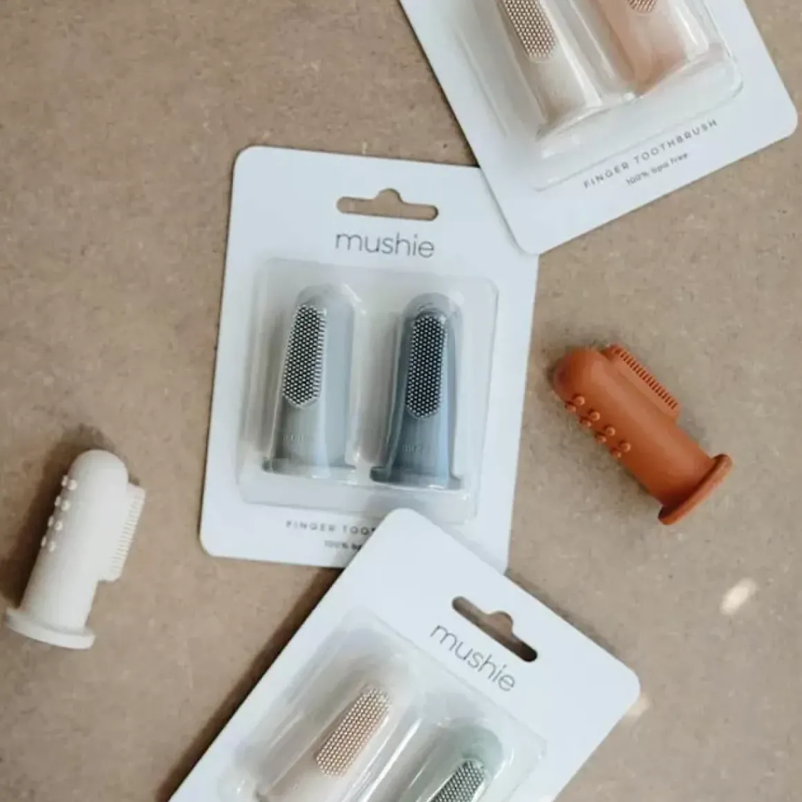Baby Tandenborstel Shifting Sand/Blush Mushie & Co