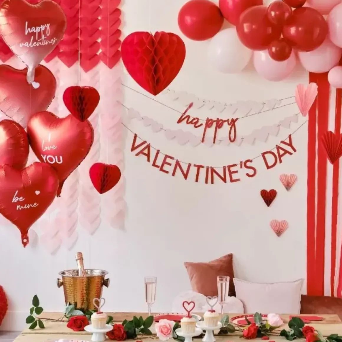 Backdrop Hartjes Rood Roze Be Mine Ginger Ray