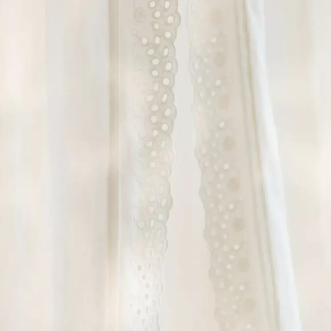 Bedhemel Vera Eyelet Sienna Brown Nobodinoz