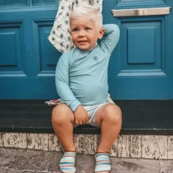 Bestel Nu Het Zwemshirt Sverre Solid Dusk Blue Van Salted Stories
