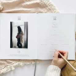 Blush & Gold Zwangerschapsdagboek Dieren