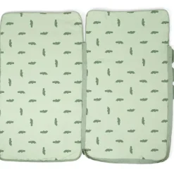 Done By Deer Gewatteerde Kinderslaapzak Croco Green