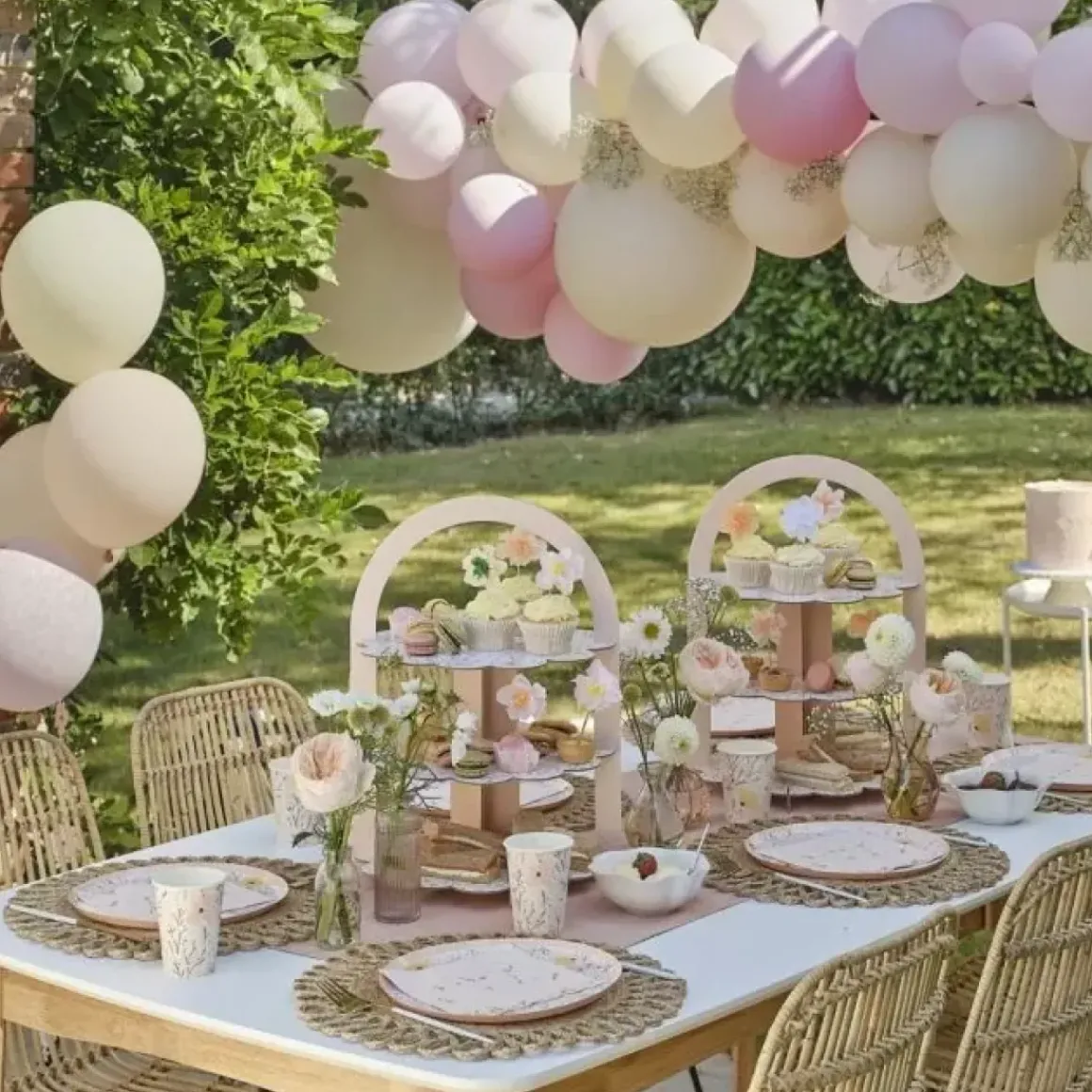 Etagere Birthday Bloom Ginger Ray - Vrolijk En Herbruikbaar