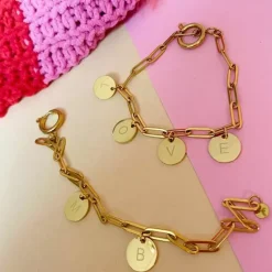 Gepersonaliseerde Armband 3 Letterbedels Madam The Label