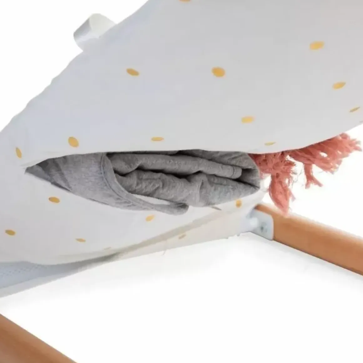 Hoes Wipstoel Evolux Gold Dots Childhome