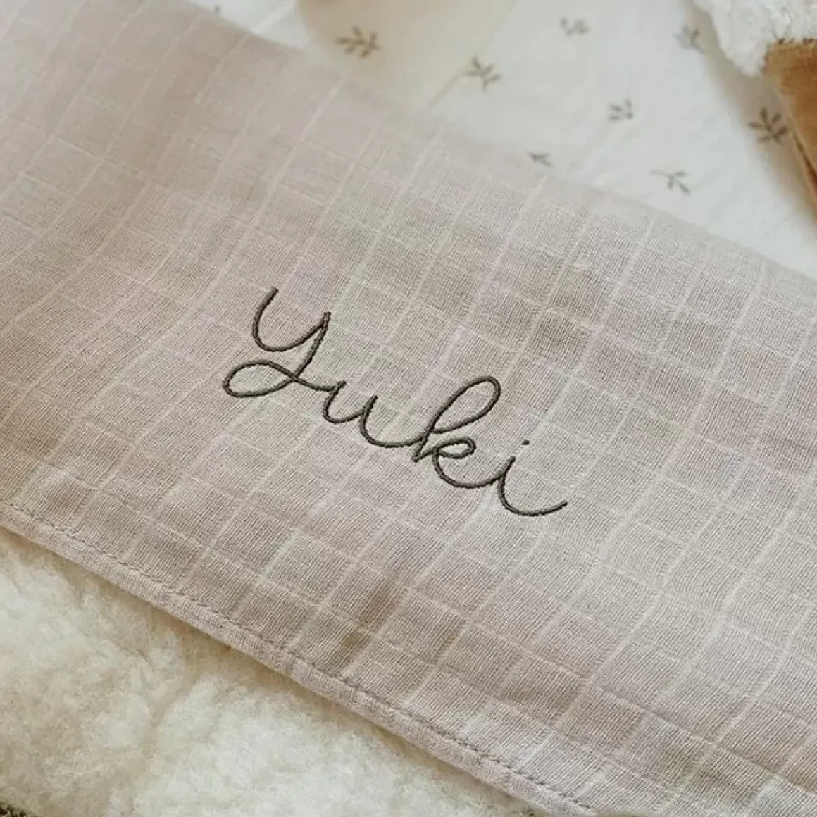 Jollein Hydrofiel Ledikantlaken Nougat Met Naam