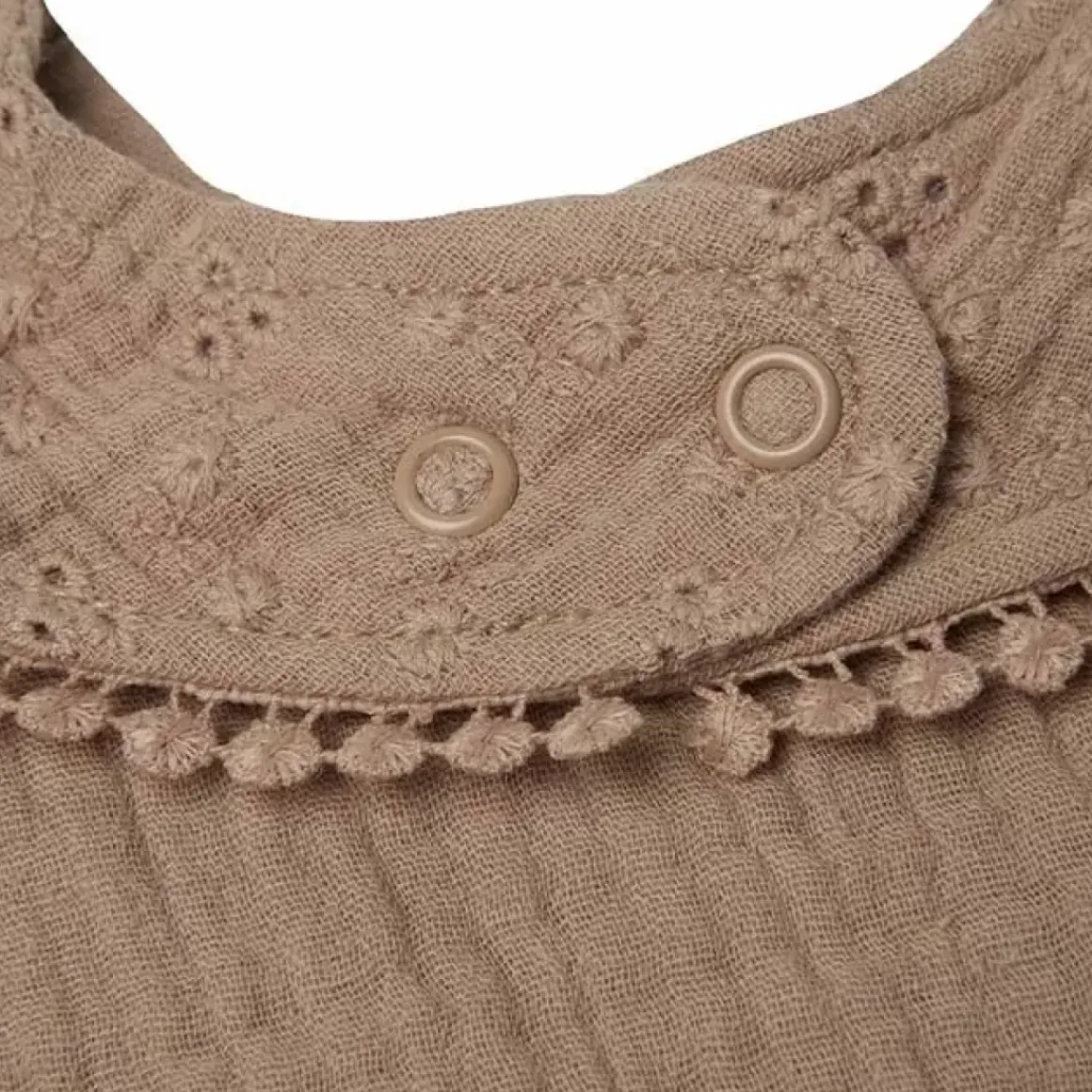 Jollein Kwijlslab Embroidery Biscuit