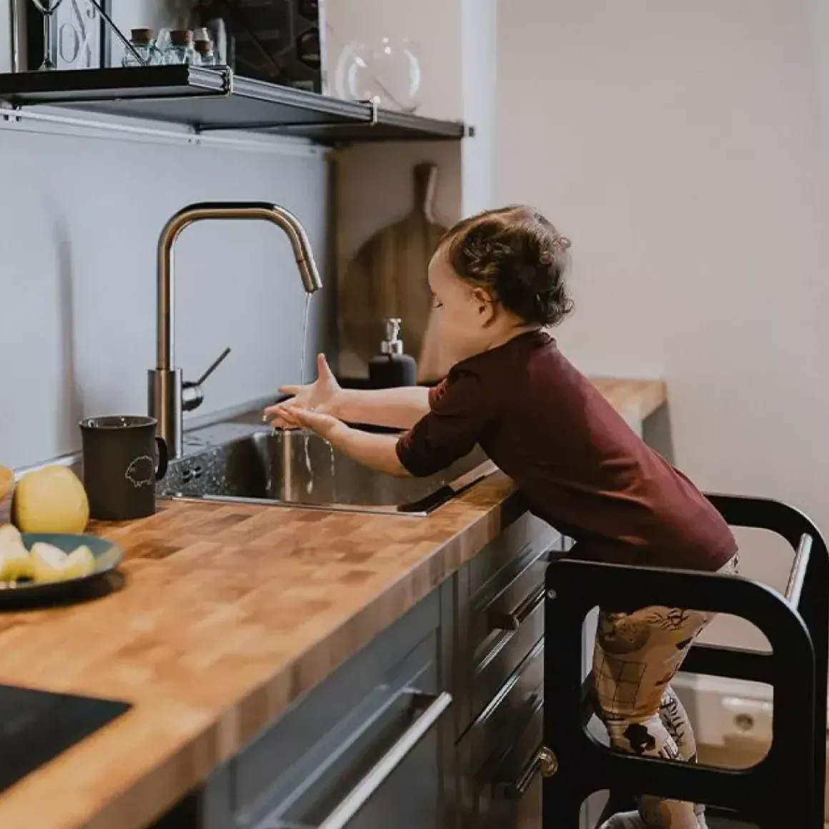 Learning Tower Step'N Sit Zwart Ette Tete