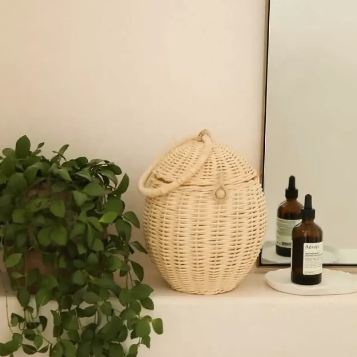 Mandje Egg Olli Ella