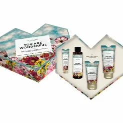 The Gift Label You Are Wonderful Deluxe Heart Gift Box