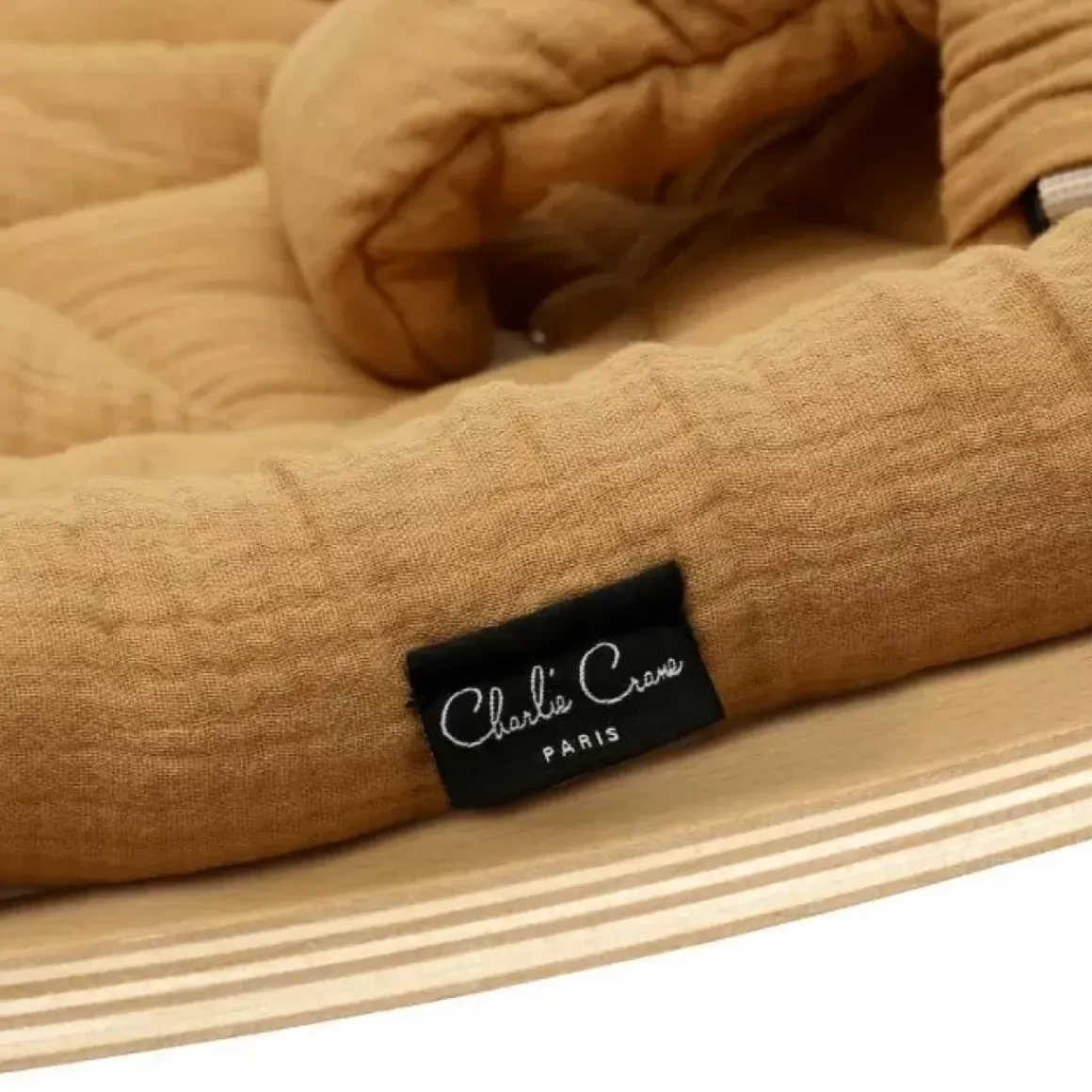 Wipstoeltje Levo Beukenhout Camel Charlie Crane